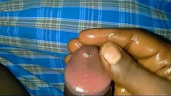 تشغيل مشهد جميل لقذف الحيوانات المنوية عند النساء