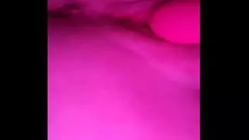 Reproducir ¡¡Sexy roja masturbándose con su juguete favorito!!