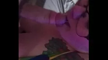 Reproducir Cara de mierda y masturbación mutua