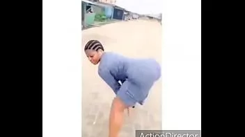 Reproduzir Universitária nigeriana fazendo sexo a três (vazou)