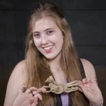 Pornoster Electra Rayne
