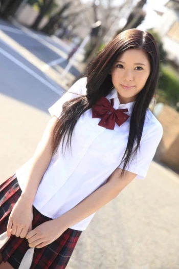 Pornostar Risa Shimizu