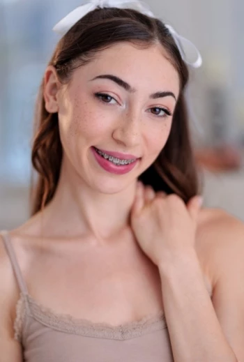 Порнозвезда Tiana Blow